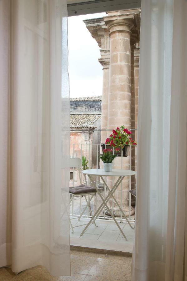 Tocco Barocco - Locazioni Brevi - Hotel Ragusa Exterior photo