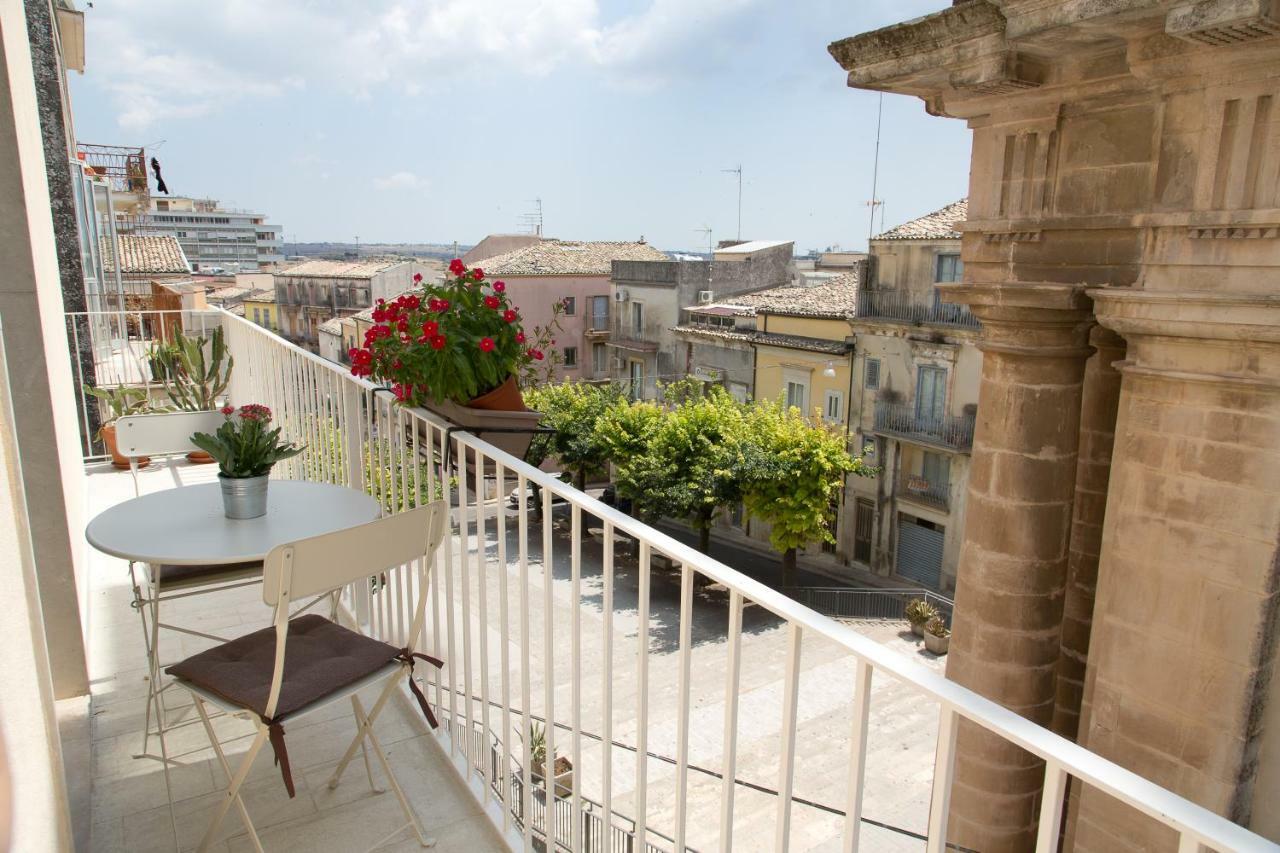 Tocco Barocco - Locazioni Brevi - Hotel Ragusa Exterior photo