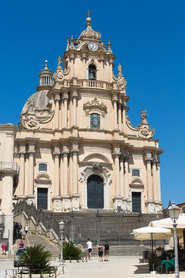 Tocco Barocco - Locazioni Brevi - Hotel Ragusa Exterior photo