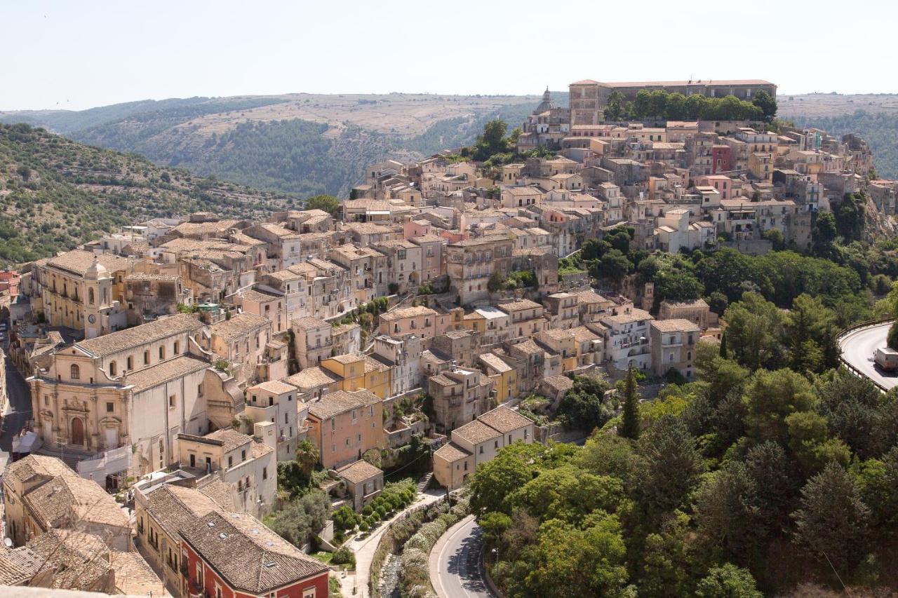 Tocco Barocco - Locazioni Brevi - Hotel Ragusa Exterior photo